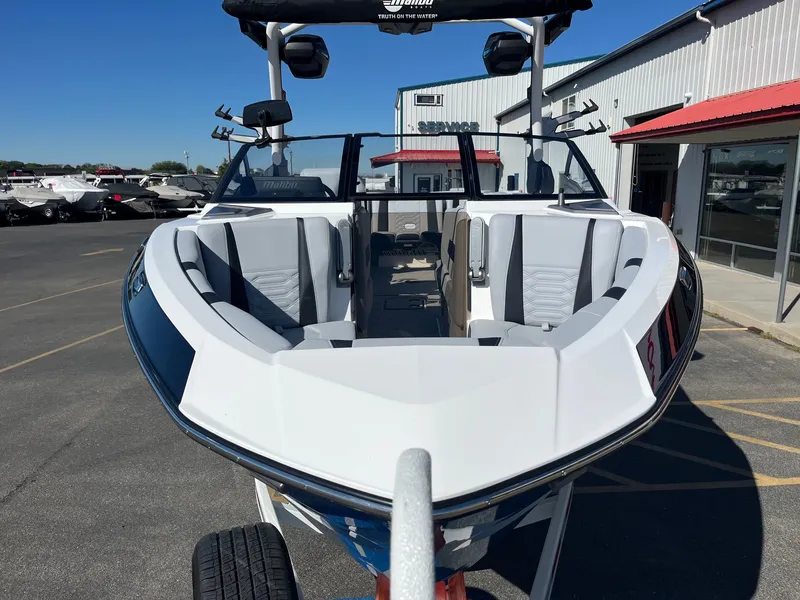 Slide: The Image of Malibu 26 LSV 2026 - 10