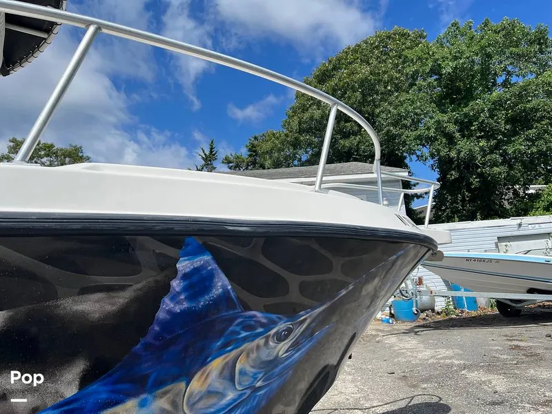 Slide: The Image of Mako 252 2005 - 15687003