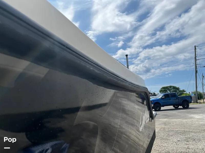 Slide: The Image of Mako 252 2005 - 15687018