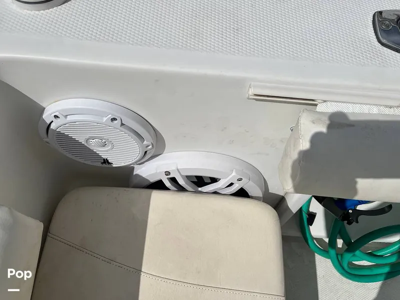 Slide: The Image of Mako 252 2005 - 15687040