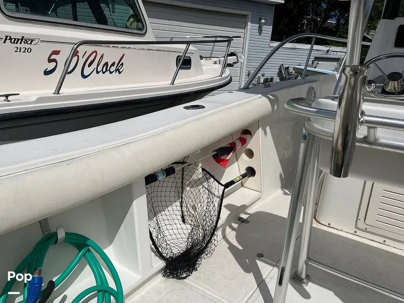 Slide: The Image of Mako 252 2005 - 15687046