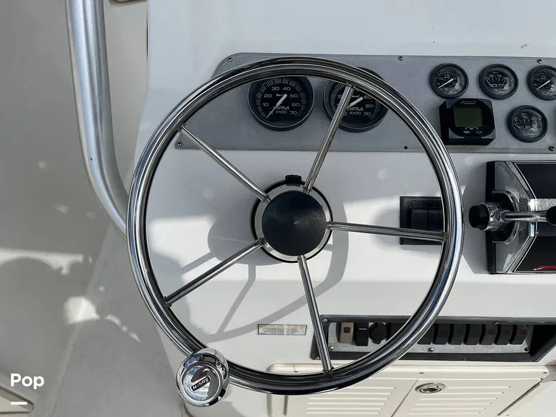 Slide: The Image of Mako 252 2005 - 15687052