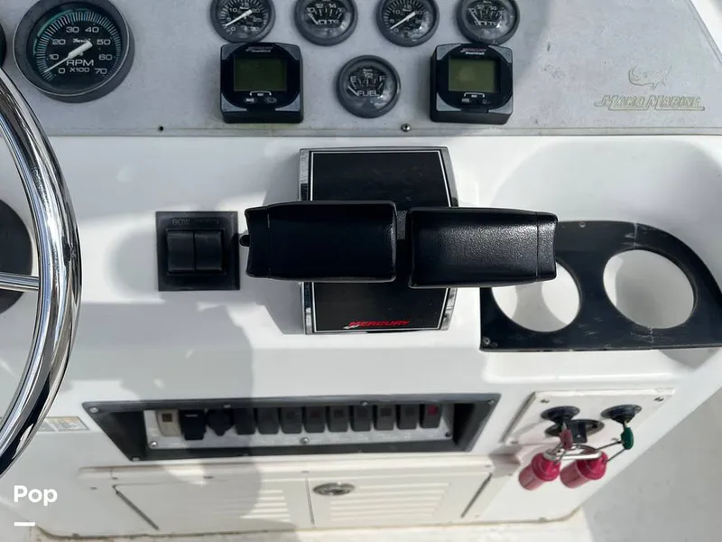 Slide: The Image of Mako 252 2005 - 15687053