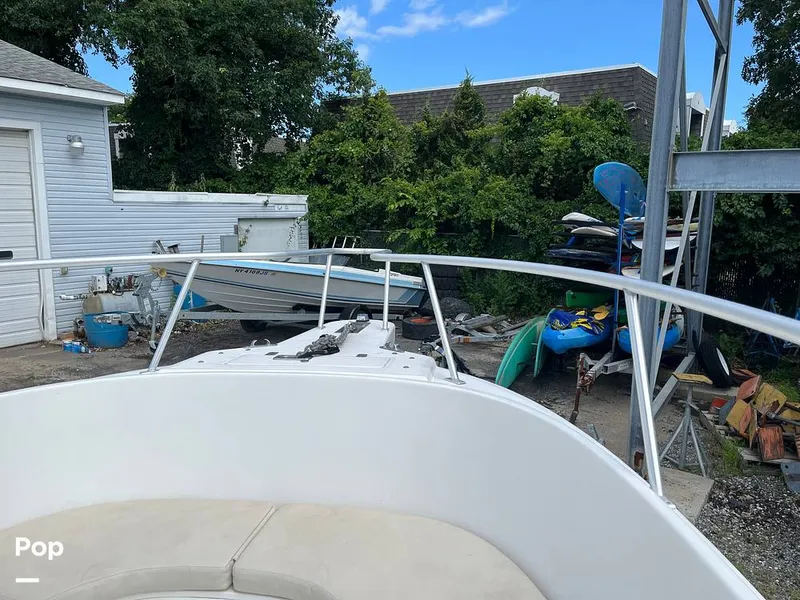 Slide: The Image of Mako 252 2005 - 15687061