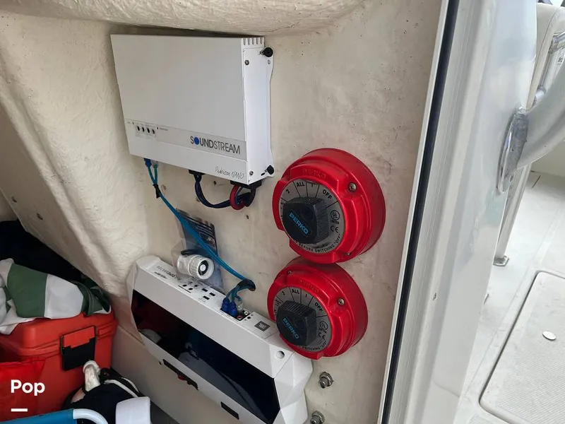 Slide: The Image of Mako 252 2005 - 15687063