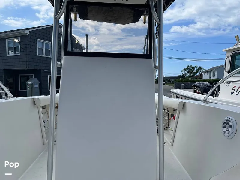 Slide: The Image of Mako 252 2005 - 15687070