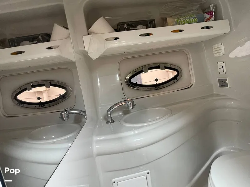 Slide: The Image of Crownline Boats 255 CCR 2007 - 15701857