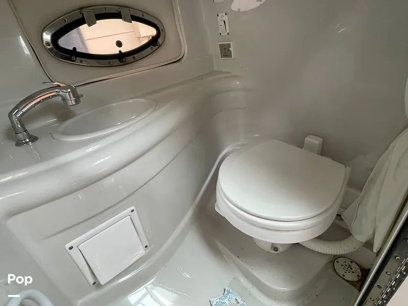 Slide: The Image of Crownline Boats 255 CCR 2007 - 15701856