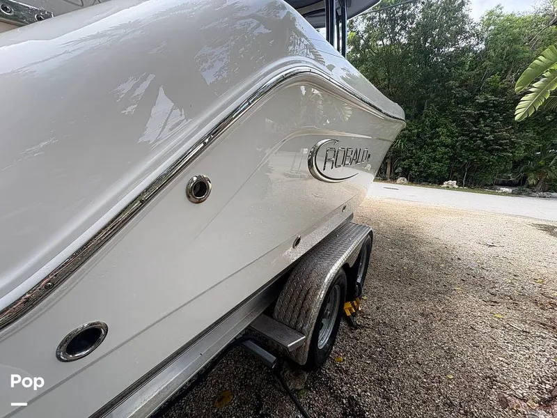 Slide: The Image of Robalo R222 2021 - 15790155