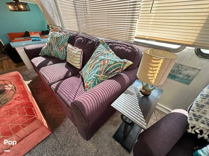 Slide: The Image of Blue Water Costal Cruiser 1985 - 15682046