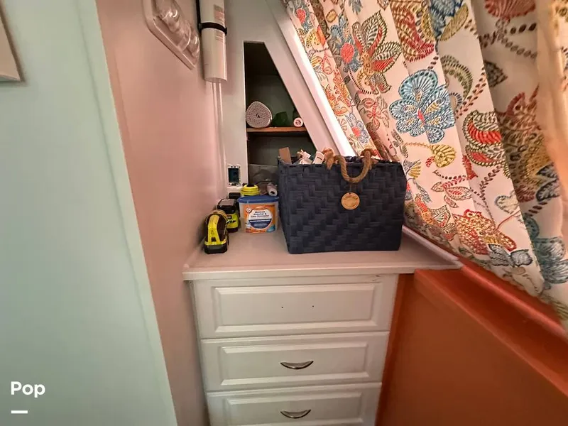 Slide: The Image of Blue Water Costal Cruiser 1985 - 15682093