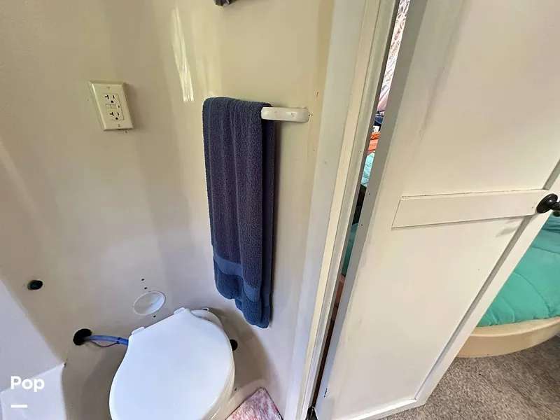 Slide: The Image of Blue Water Costal Cruiser 1985 - 15682118