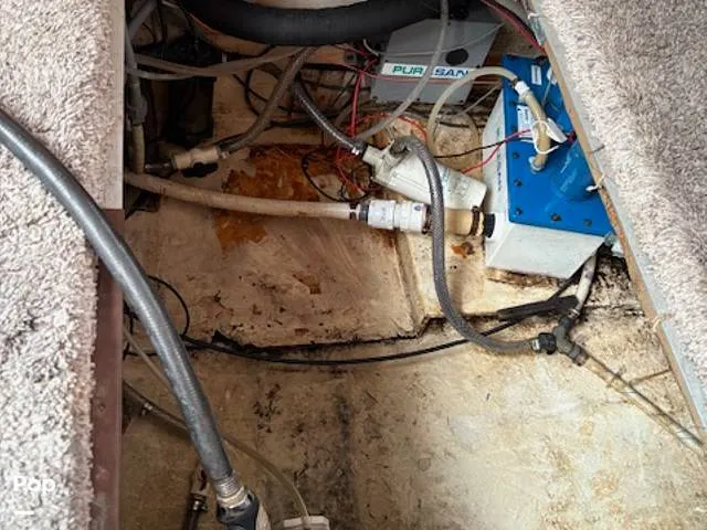 Slide: The Image of Blue Water Costal Cruiser 1985 - 15681897