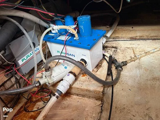 Slide: The Image of Blue Water Costal Cruiser 1985 - 15681893