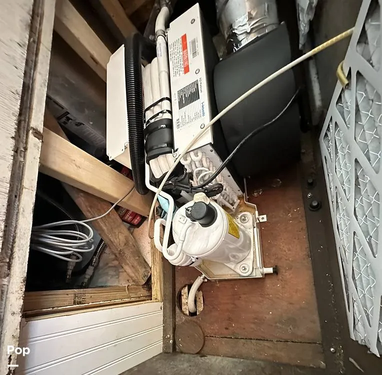 Slide: The Image of Blue Water Costal Cruiser 1985 - 15682150