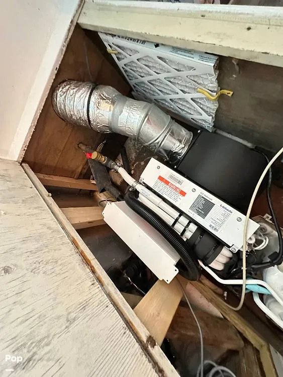 Slide: The Image of Blue Water Costal Cruiser 1985 - 15682149