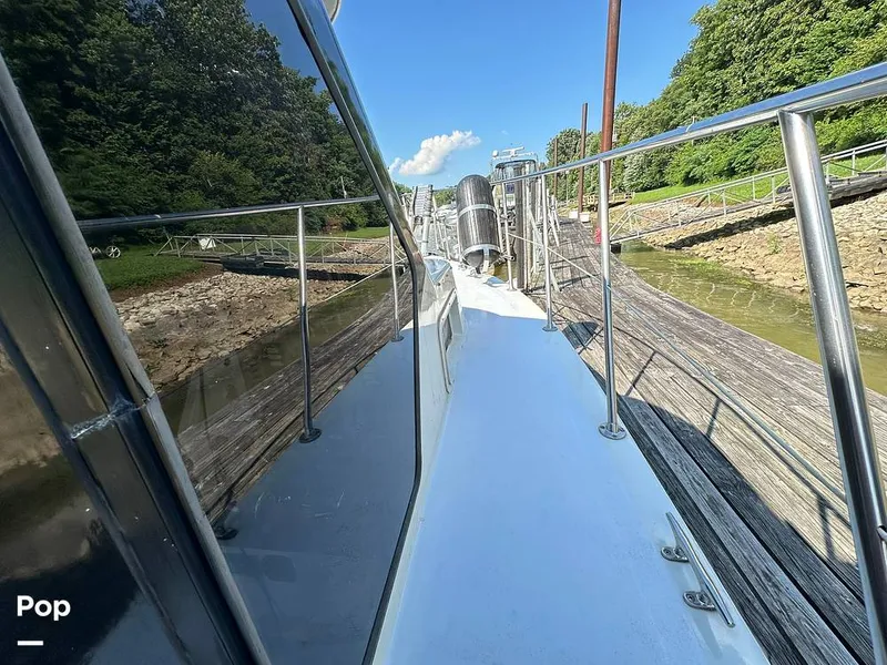 Slide: The Image of Blue Water Costal Cruiser 1985 - 15681946