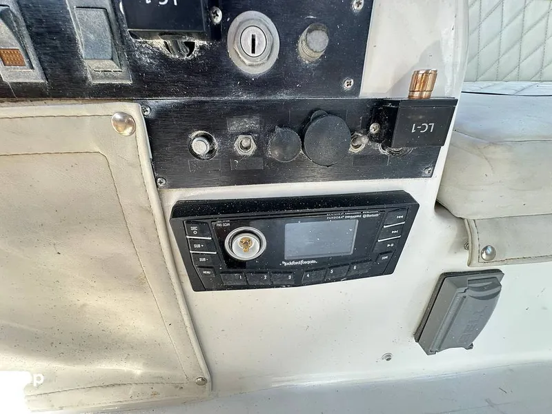 Slide: The Image of Blue Water Costal Cruiser 1985 - 15682007