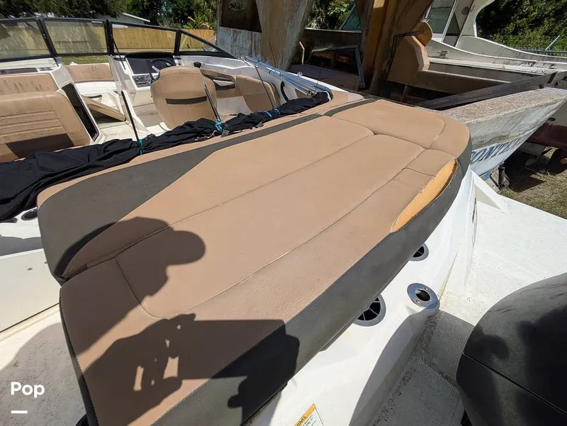 Slide: The Image of Sea Ray SPX 210 2020 - 15699033