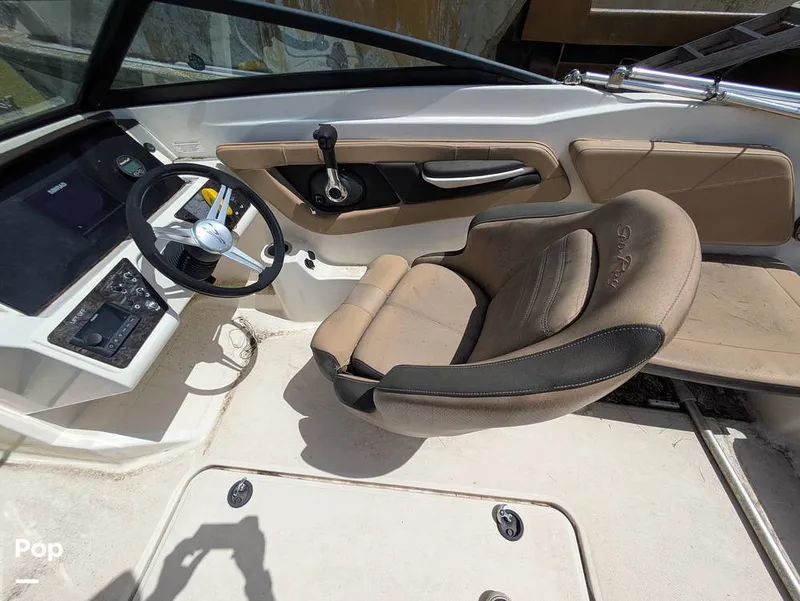 Slide: The Image of Sea Ray SPX 210 2020 - 15699053