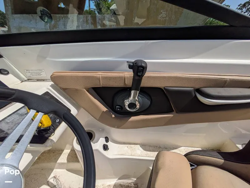 Slide: The Image of Sea Ray SPX 210 2020 - 15699055