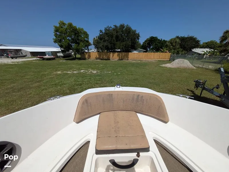 Slide: The Image of Sea Ray SPX 210 2020 - 15699128