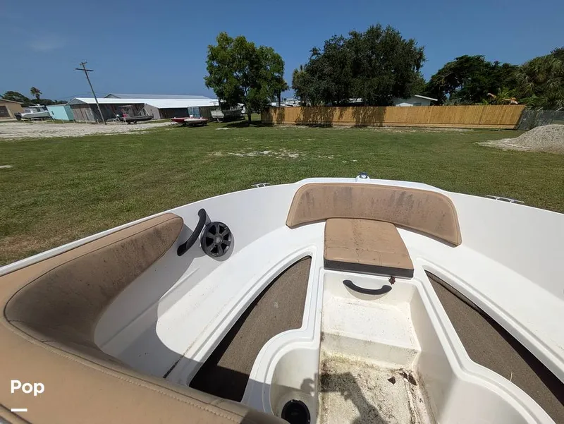 Slide: The Image of Sea Ray SPX 210 2020 - 15699129