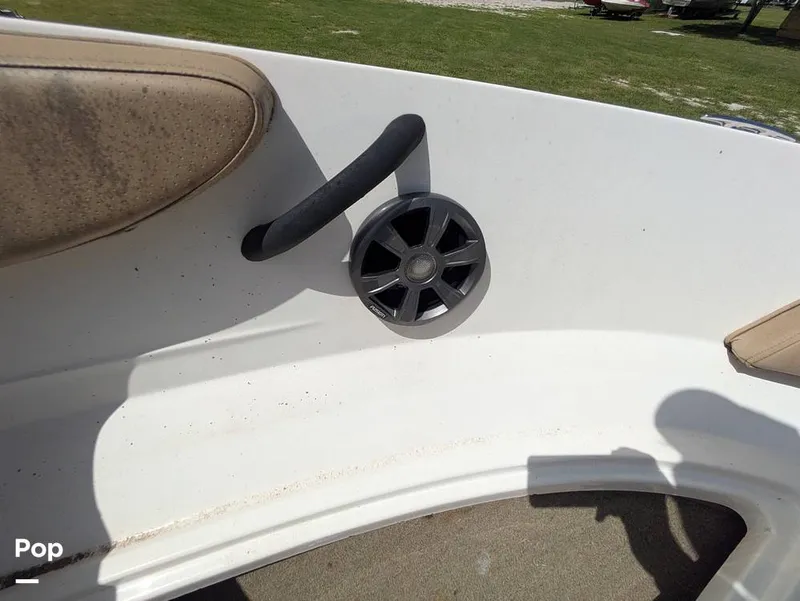 Slide: The Image of Sea Ray SPX 210 2020 - 15699137