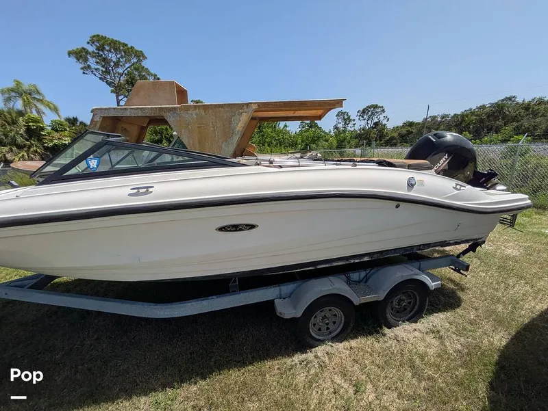 Slide: The Image of Sea Ray SPX 210 2020 - 15699158