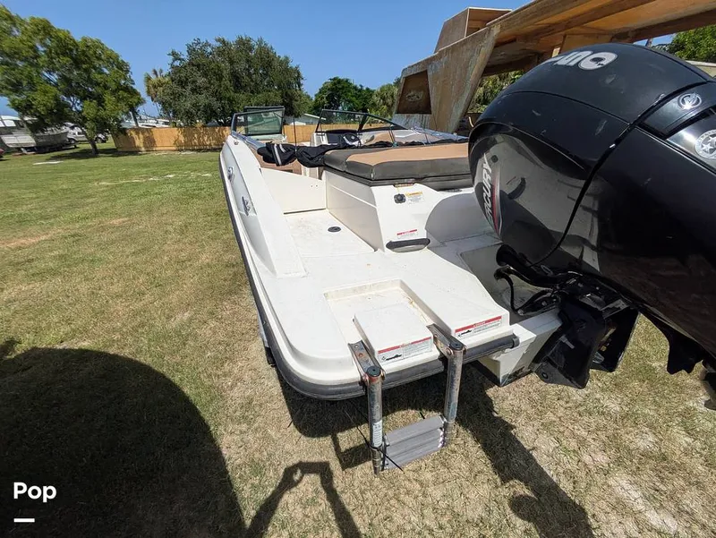 Slide: The Image of Sea Ray SPX 210 2020 - 15699162