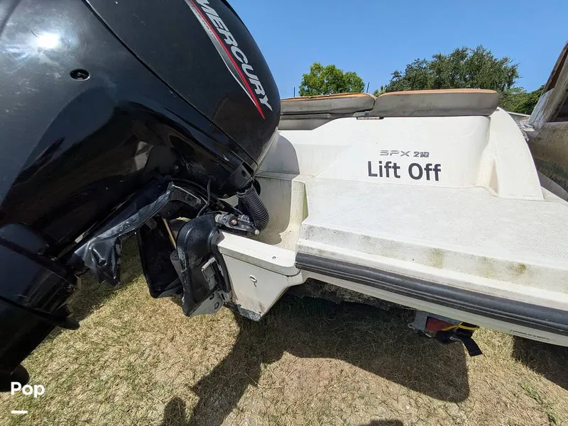 Slide: The Image of Sea Ray SPX 210 2020 - 15699180