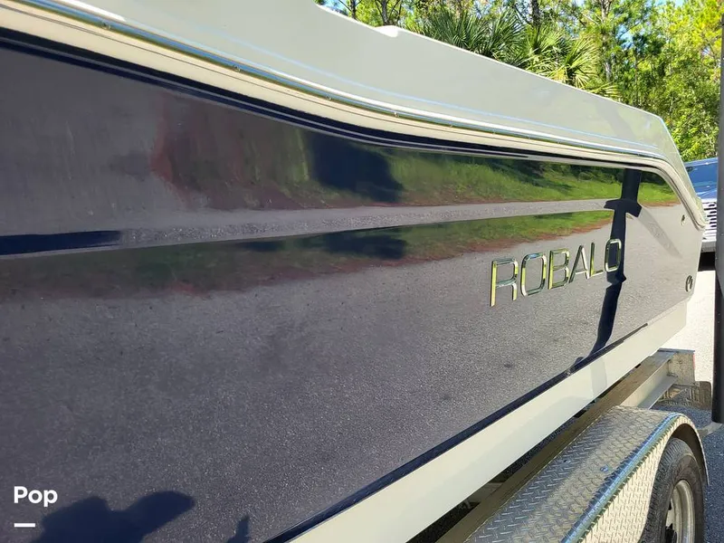 Slide: The Image of Robalo R200 2017 - 15759699