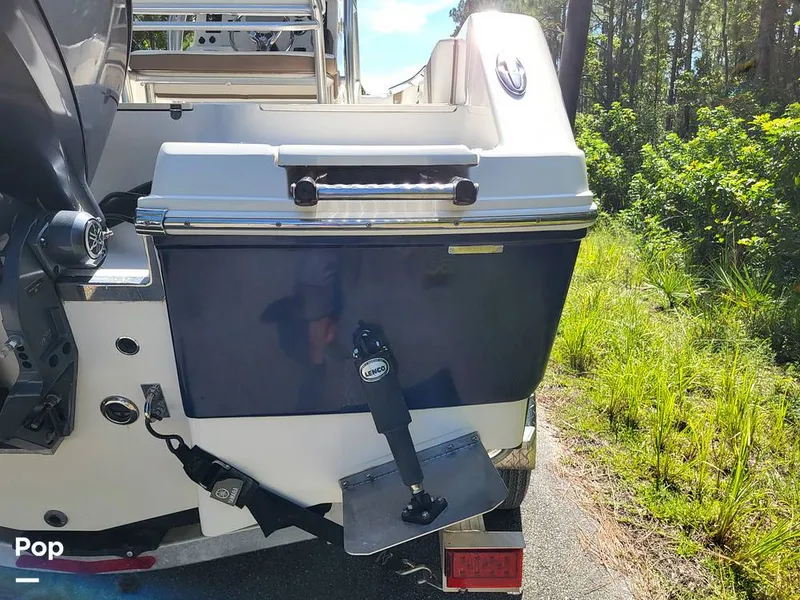 Slide: The Image of Robalo R200 2017 - 15759715