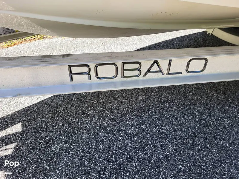 Slide: The Image of Robalo R200 2017 - 15759731