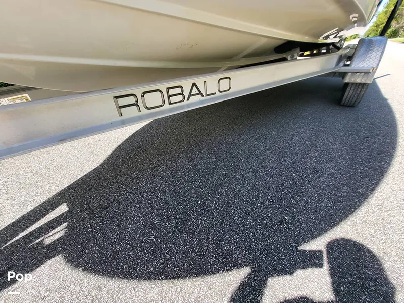 Slide: The Image of Robalo R200 2017 - 15759735
