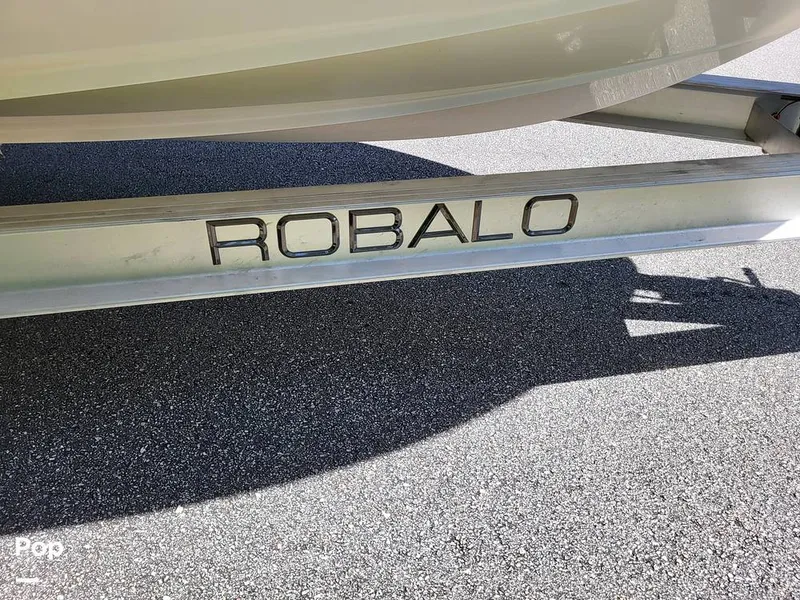 Slide: The Image of Robalo R200 2017 - 15760103