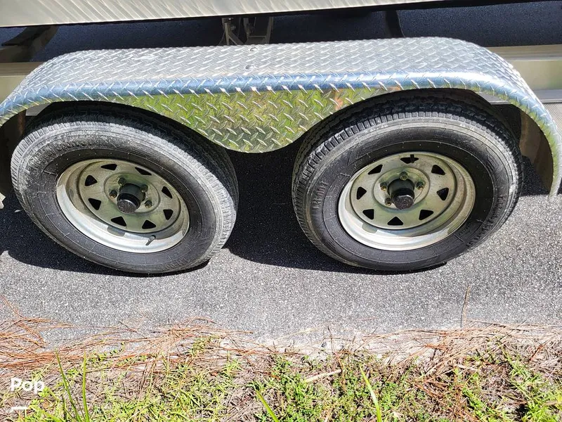 Slide: The Image of Robalo R200 2017 - 15760105