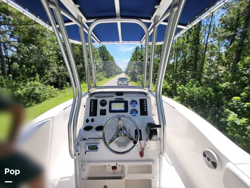 Slide: The Image of Robalo R200 2017 - 15759620