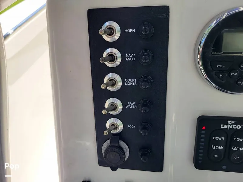 Slide: The Image of Robalo R200 2017 - 15759627