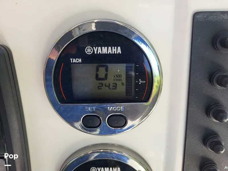 Slide: The Image of Robalo R200 2017 - 15759631