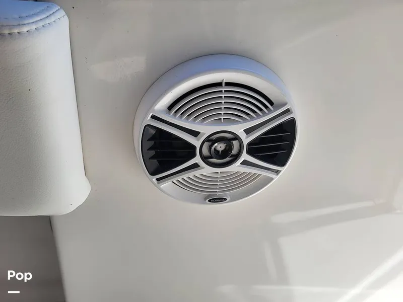 Slide: The Image of Robalo R200 2017 - 15759642