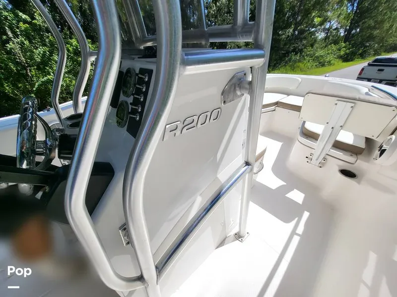 Slide: The Image of Robalo R200 2017 - 15759646