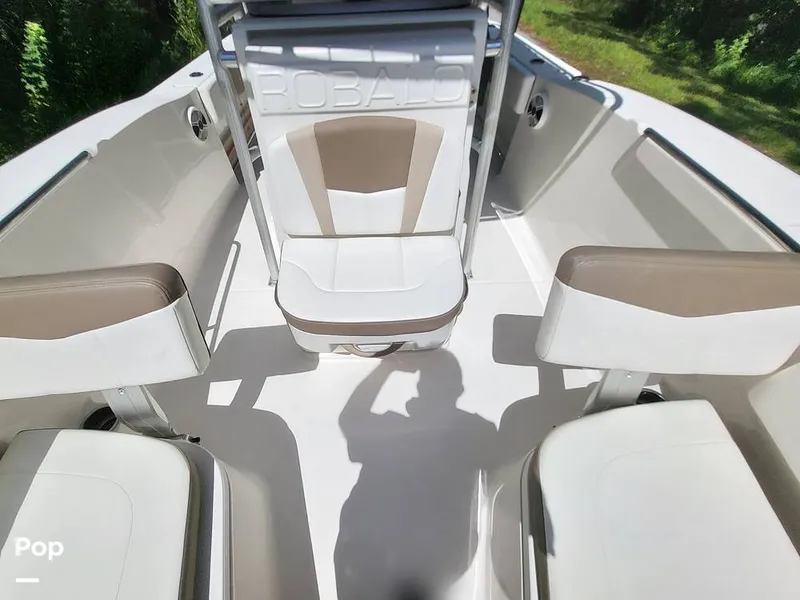 Slide: The Image of Robalo R200 2017 - 15759659
