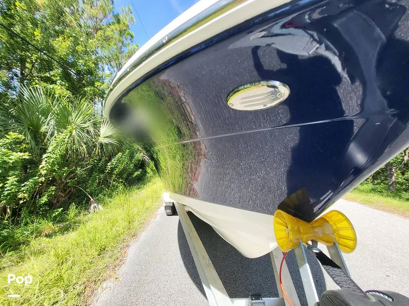 Slide: The Image of Robalo R200 2017 - 15759680