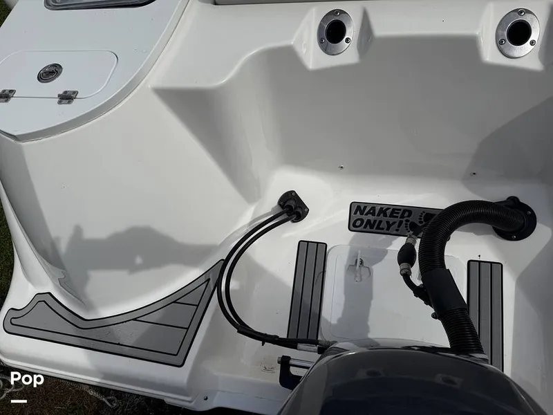 Slide: The Image of Sea Fox 228 Commander 2020 - 15998830