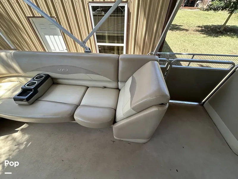 Slide: The Image of Harris 240 Cruiser 2015 - 15767324