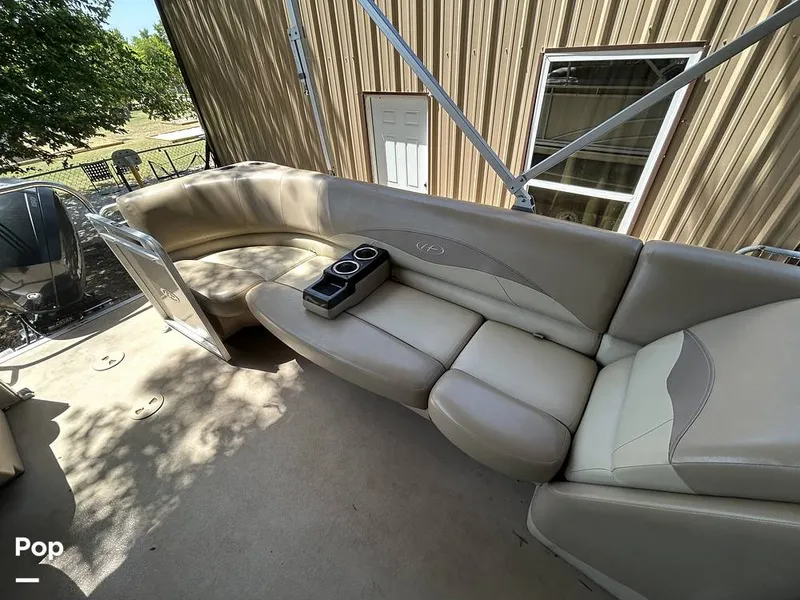 Slide: The Image of Harris 240 Cruiser 2015 - 15767325