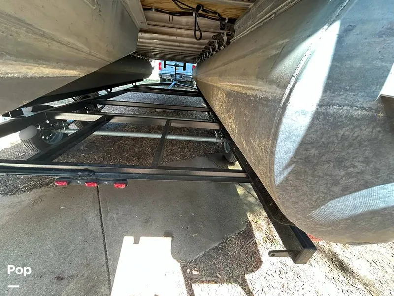 Slide: The Image of Harris 240 Cruiser 2015 - 15767296