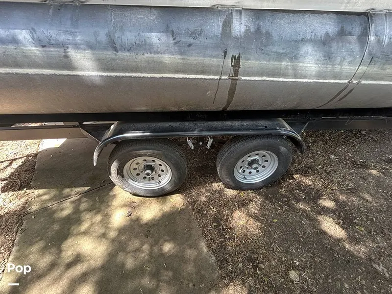 Slide: The Image of Harris 240 Cruiser 2015 - 15767299