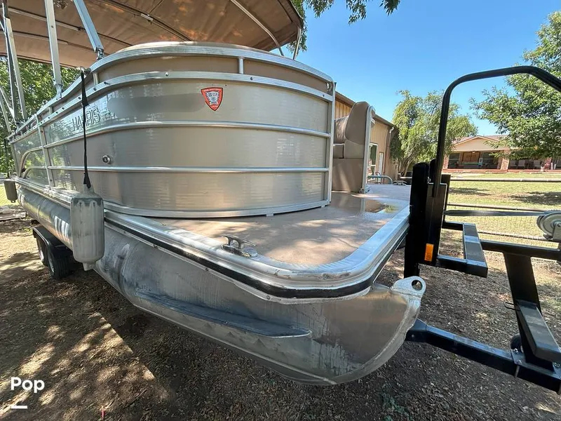 Slide: The Image of Harris 240 Cruiser 2015 - 15767310